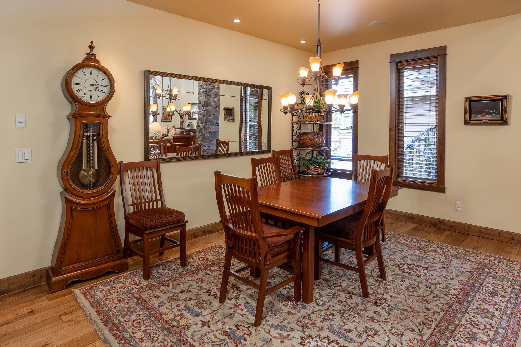 Broken Top - Residential