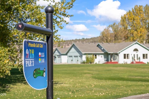 Tiny photo for 7208 NE Ochoco Highway, Prineville, OR 97754 (MLS # 220229772)