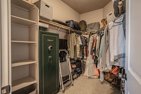 Tiny photo for 2008 Hondeleau Lane, Medford, OR 97504 (MLS # 220214947)