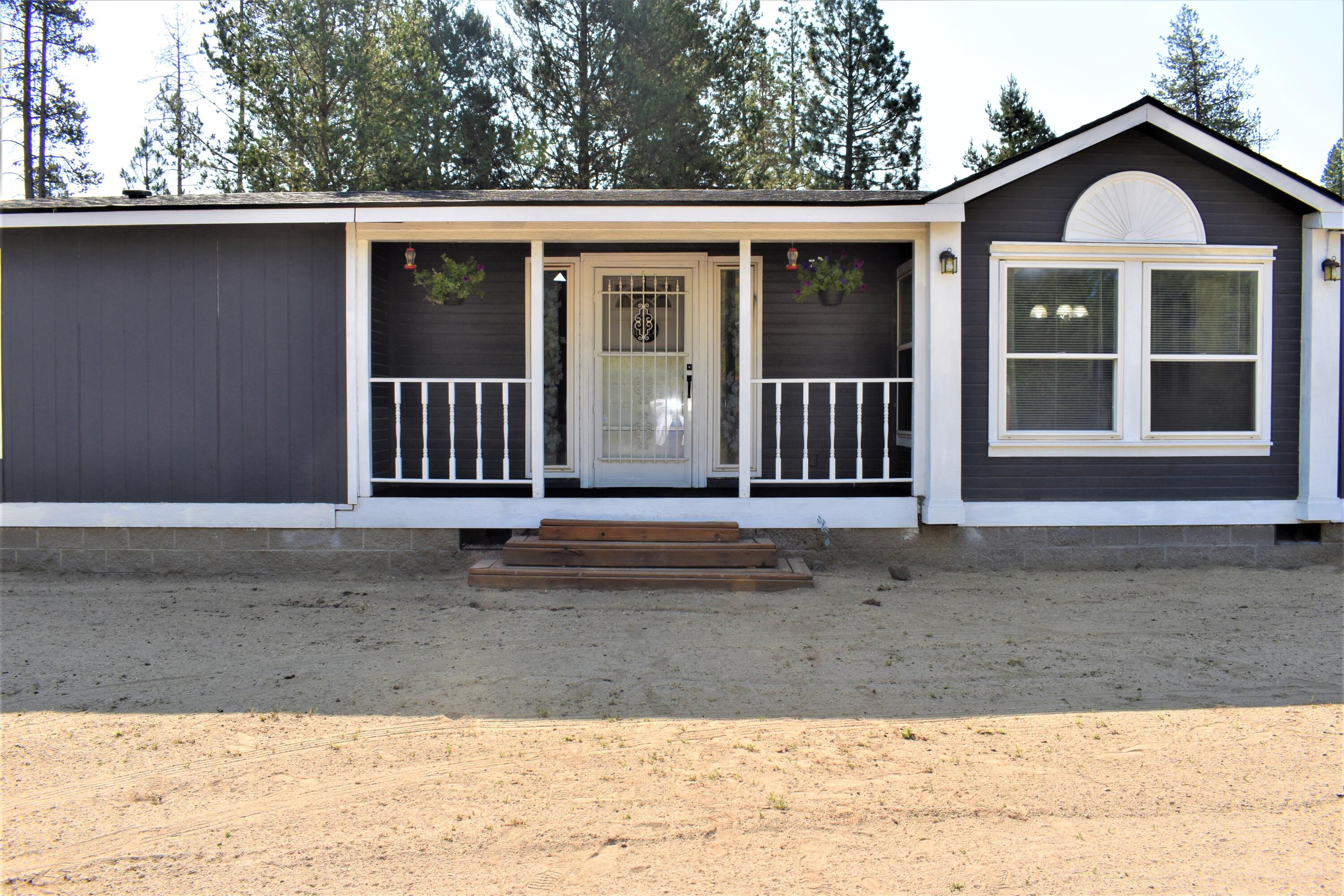 Wagon Trail Acreages - Residential