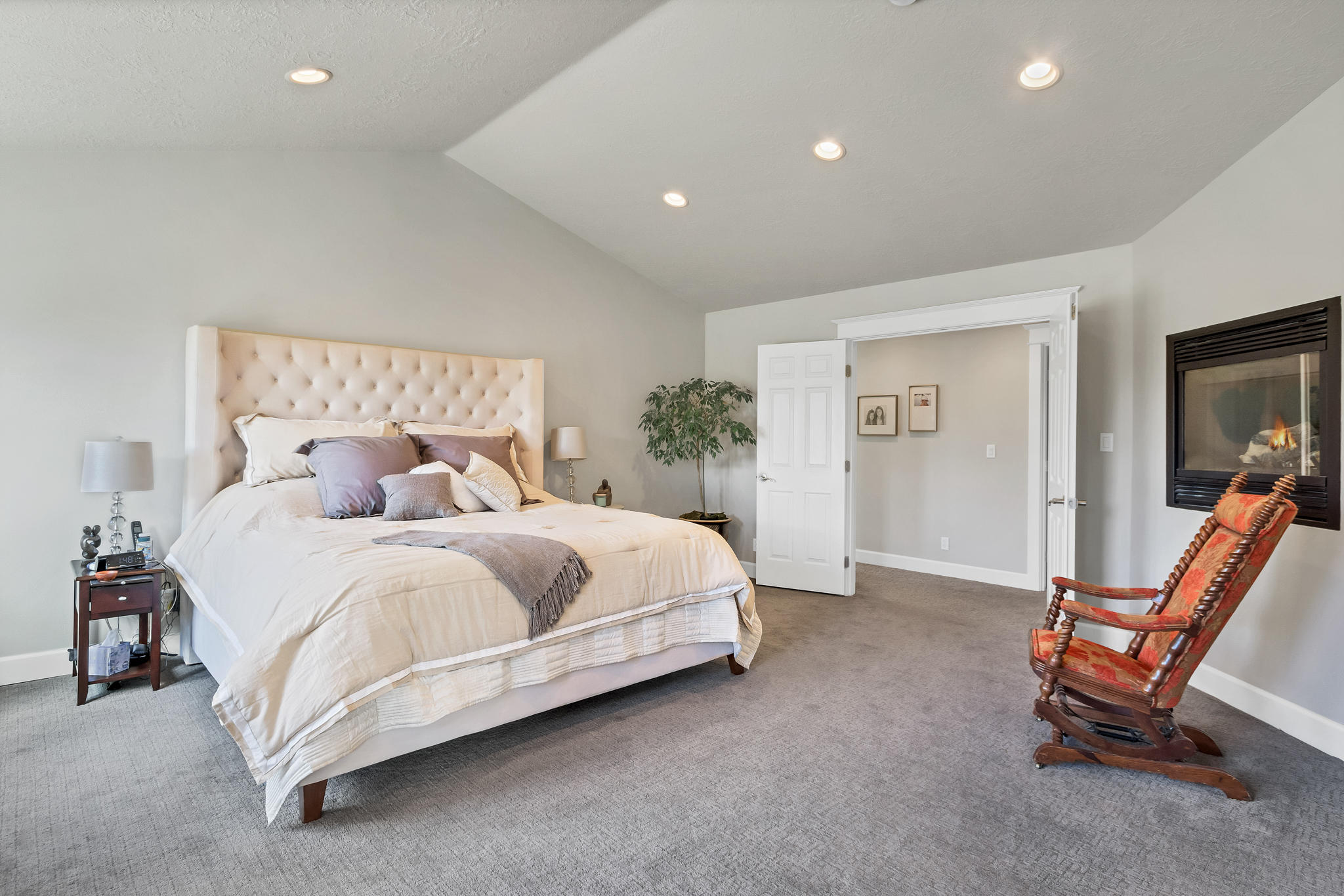 Awbrey Court - Residential