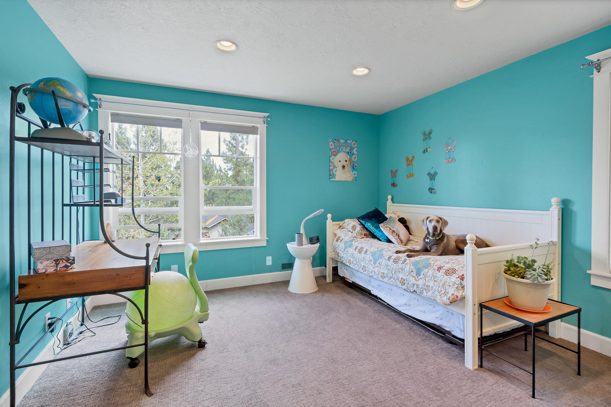 Awbrey Court - Residential