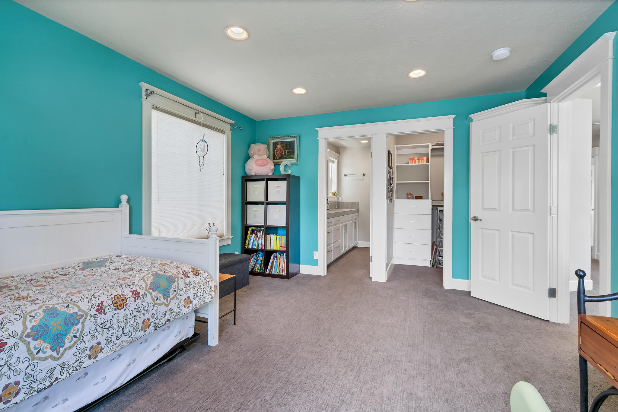 Awbrey Court - Residential