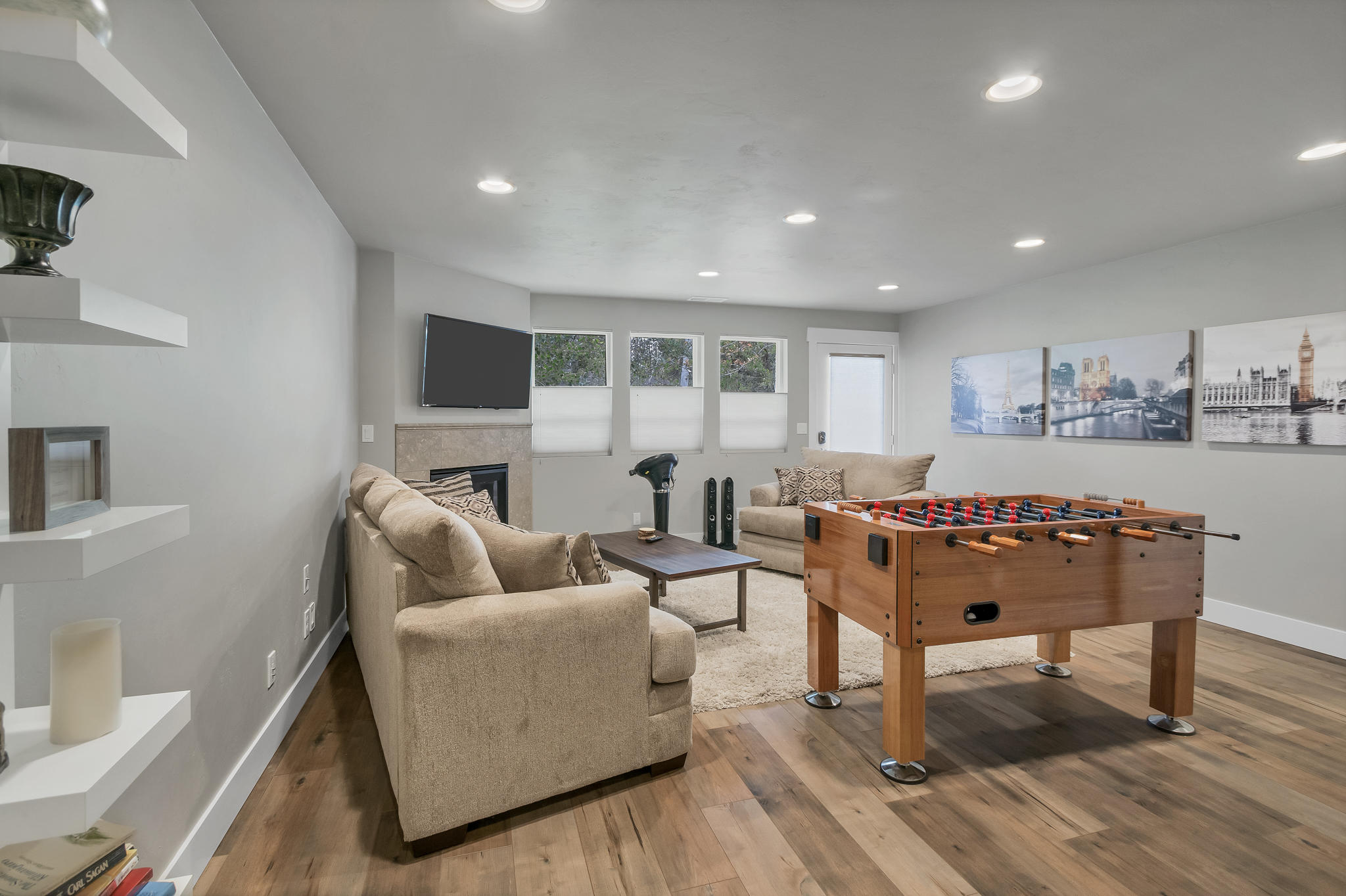 Awbrey Court - Residential