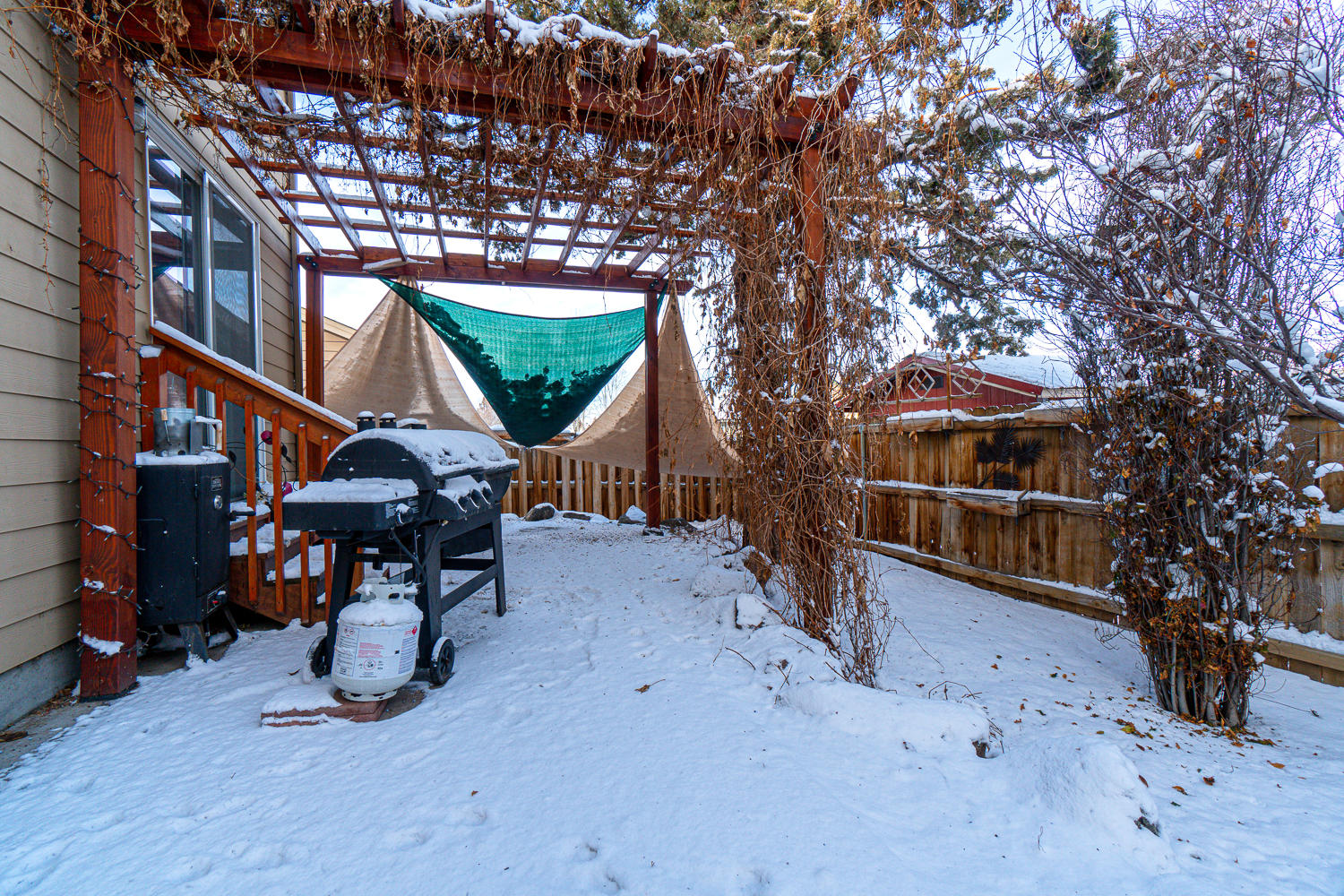 Ni Lah Sha Village - Residential