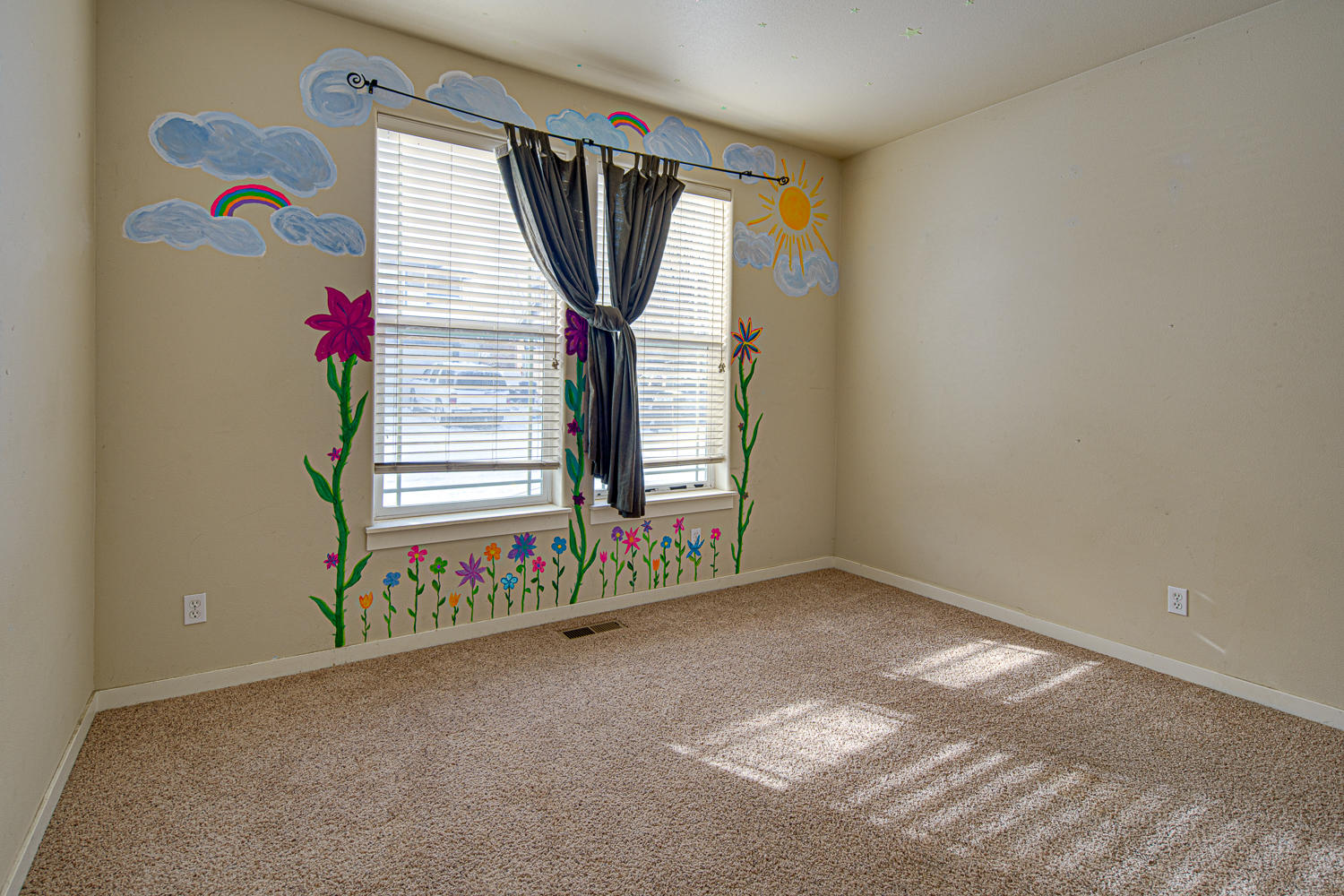 Ni Lah Sha Village - Residential