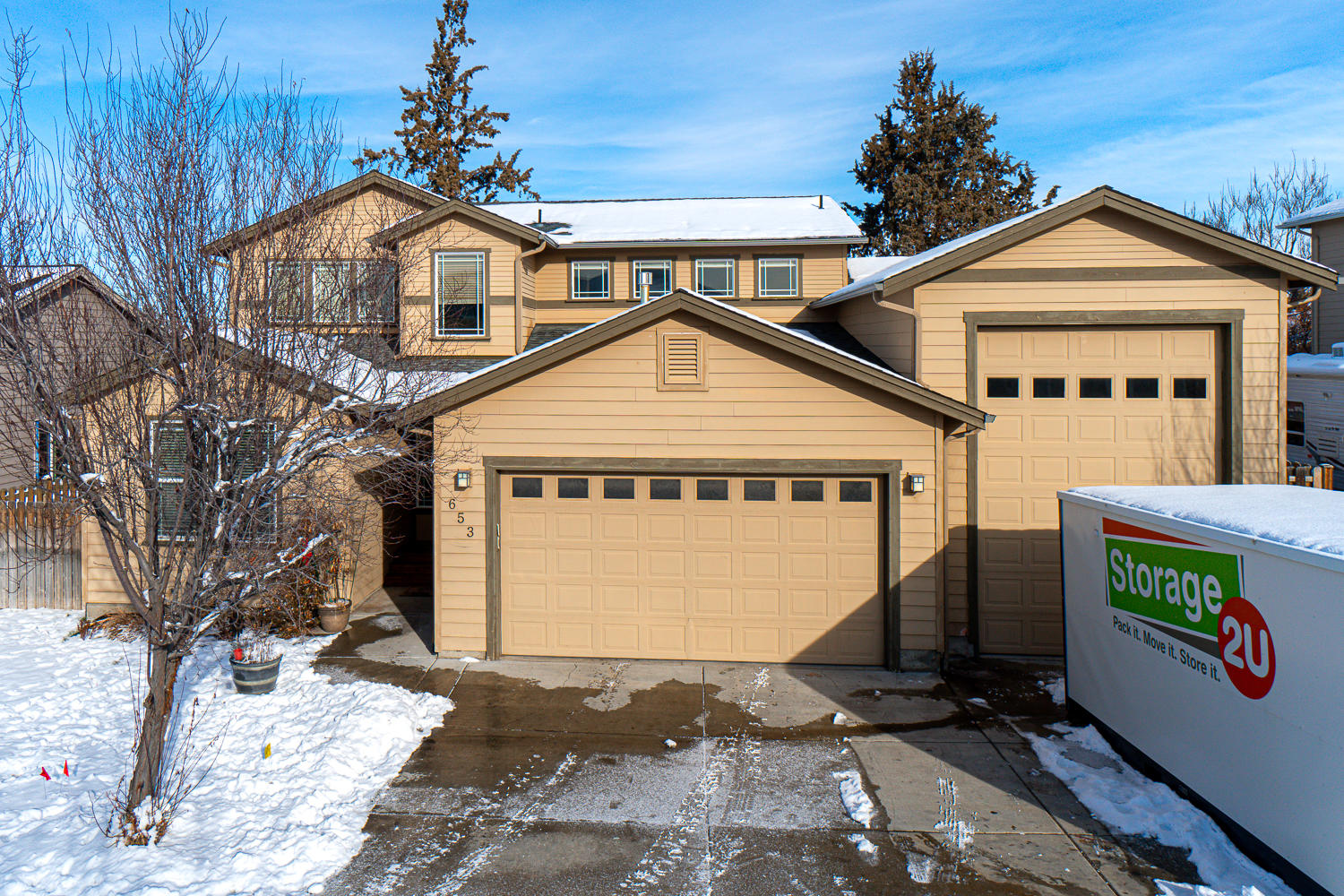 Ni Lah Sha Village - Residential