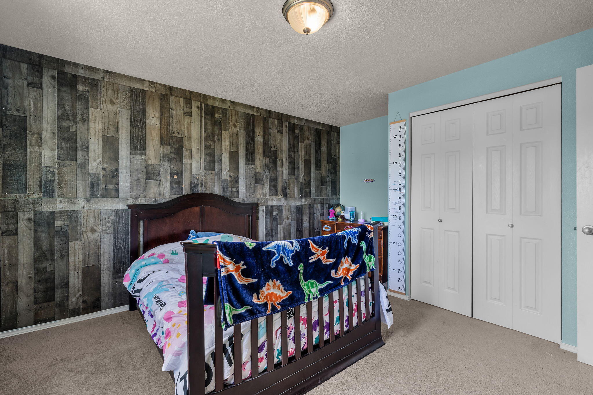 Picture for the property 220221046, 4 beds, 3 baths
