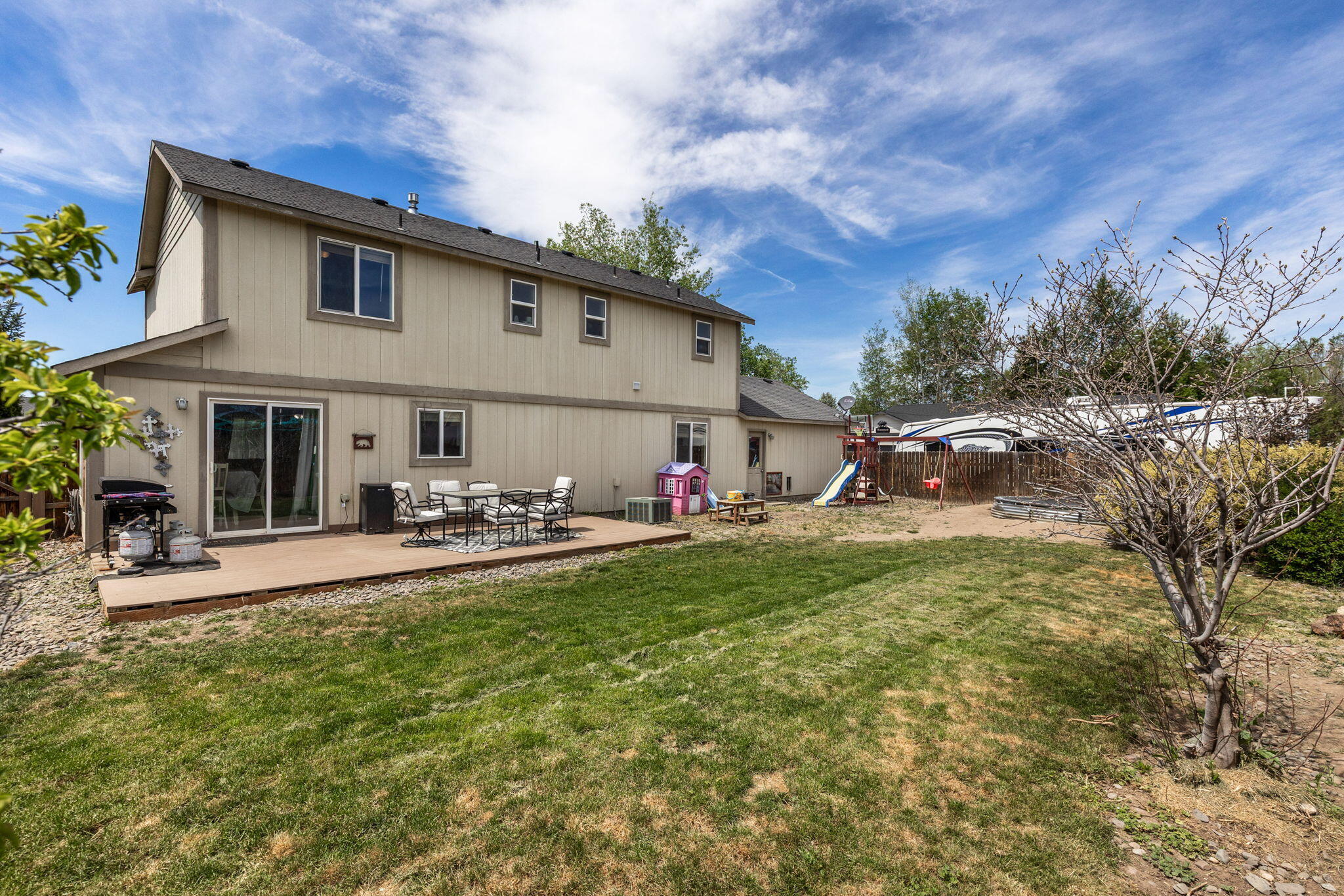Picture for the property 220221046, 4 beds, 3 baths
