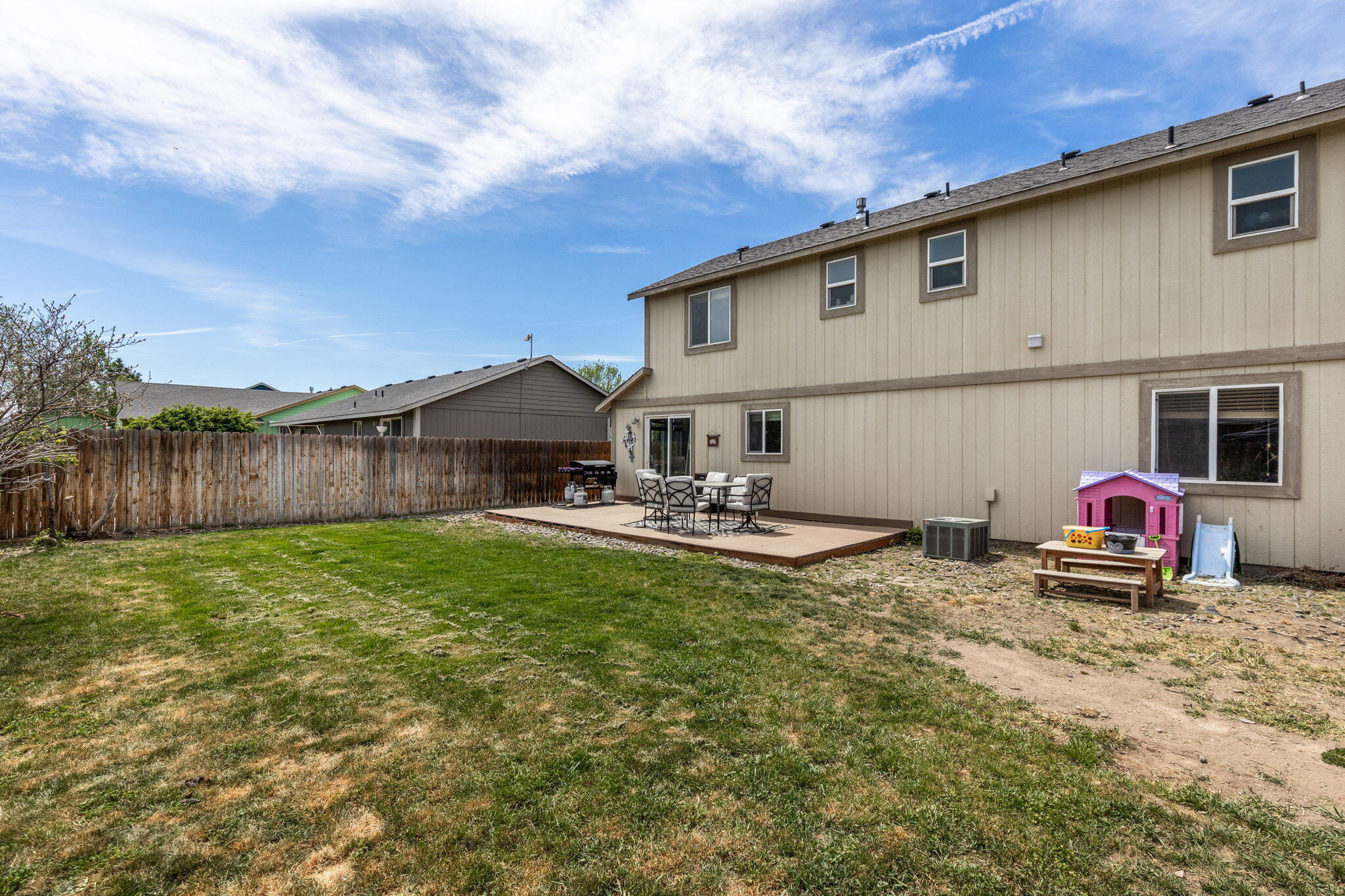 Picture for the property 220221046, 4 beds, 3 baths