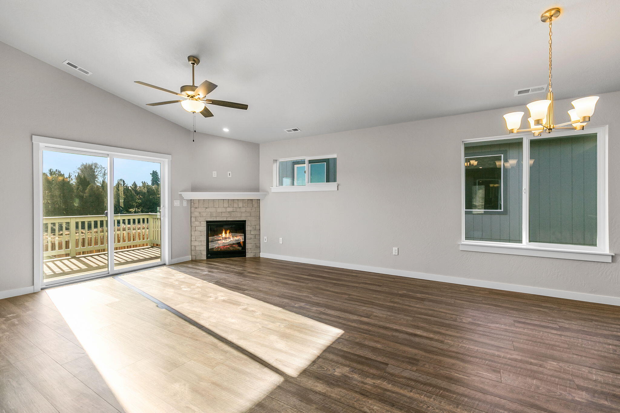 Stoneridge Terrace - Residential