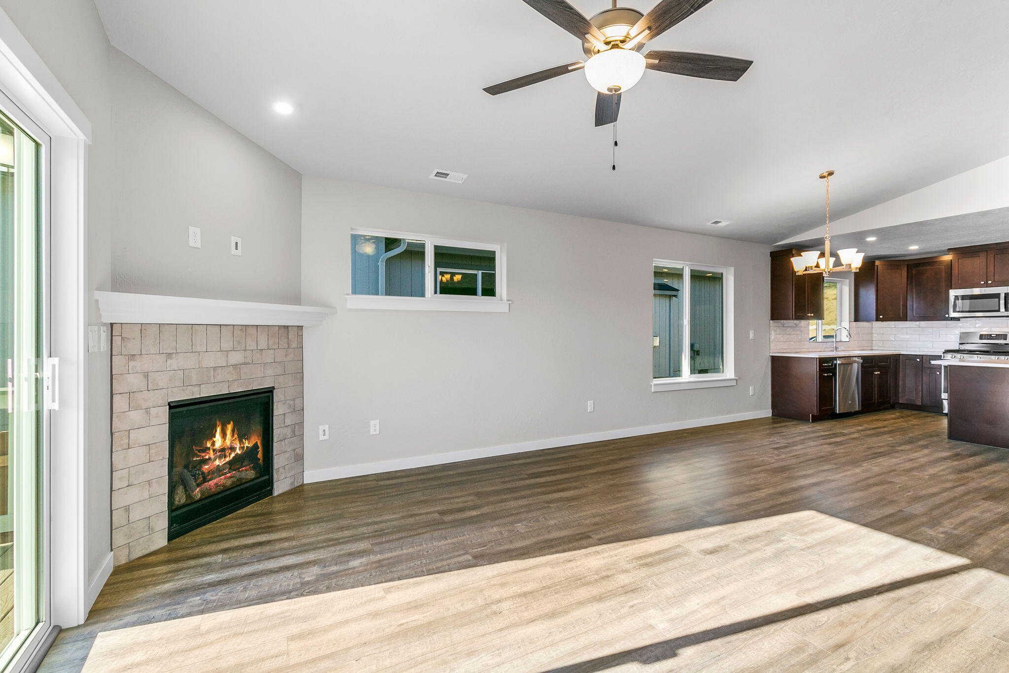 Stoneridge Terrace - Residential