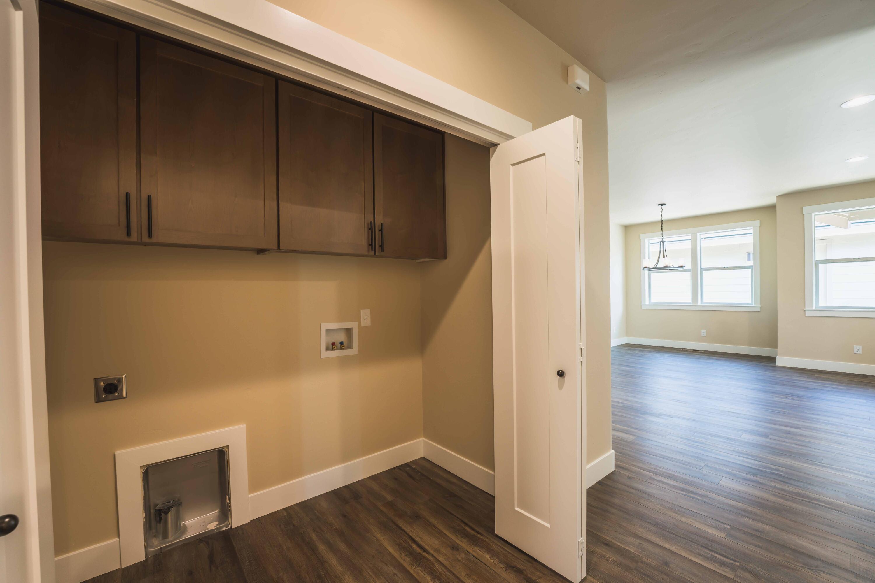 Dry Canyon - Residential