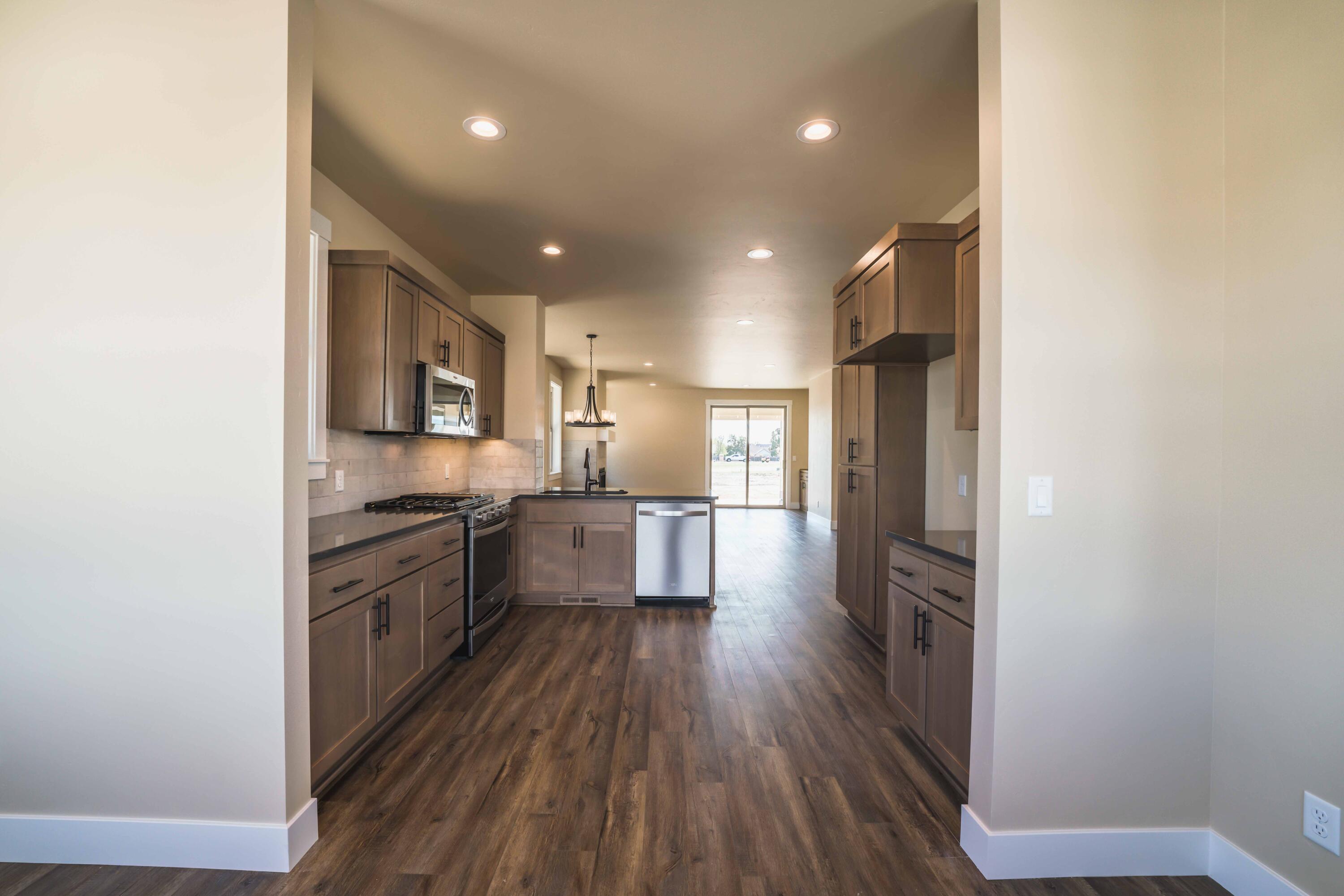 Dry Canyon - Residential