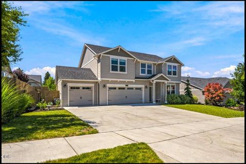 Tiny photo for 4594 SW Volcano View Way, Redmond, OR 97756 (MLS # 220225799)