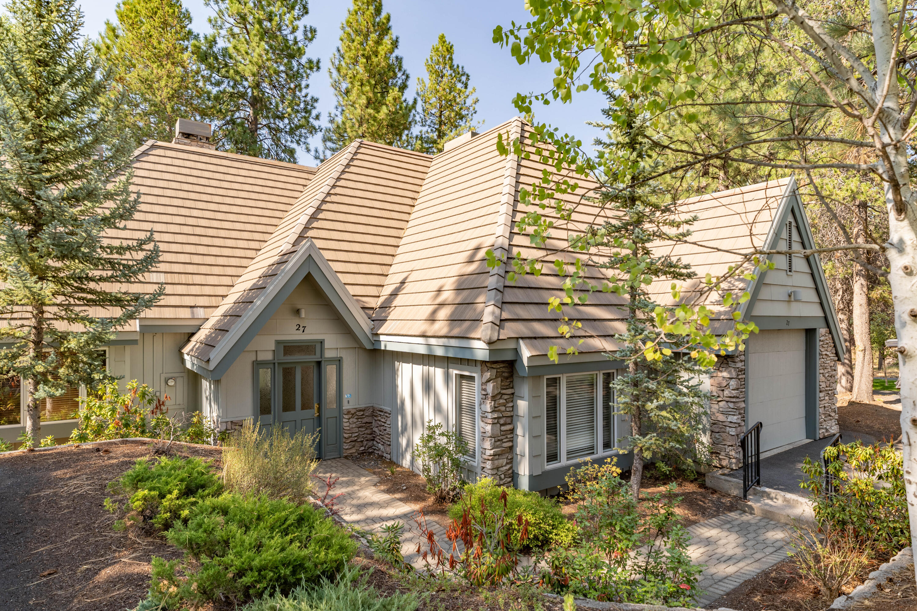 StoneTH - Residential