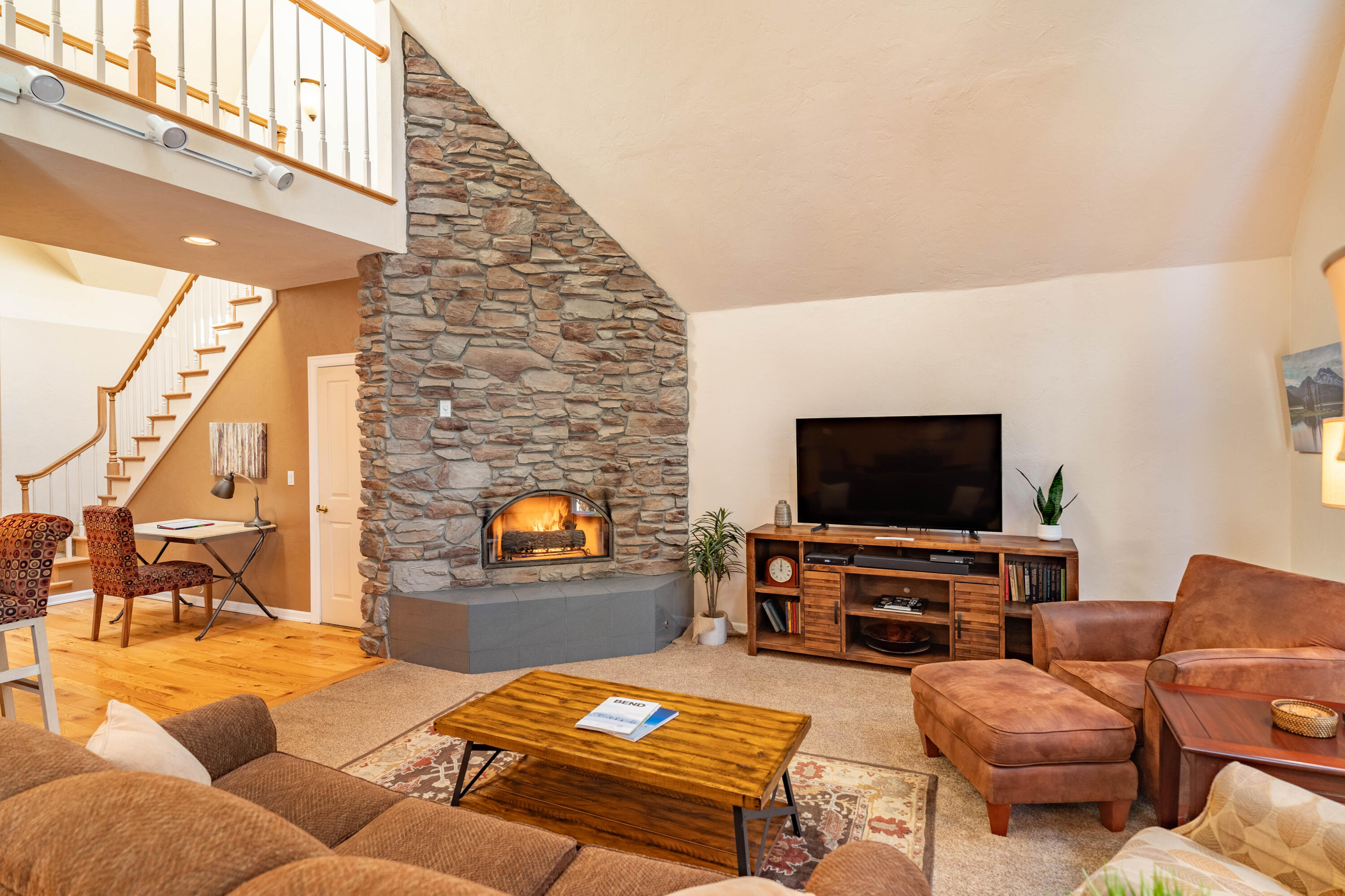 StoneTH - Residential