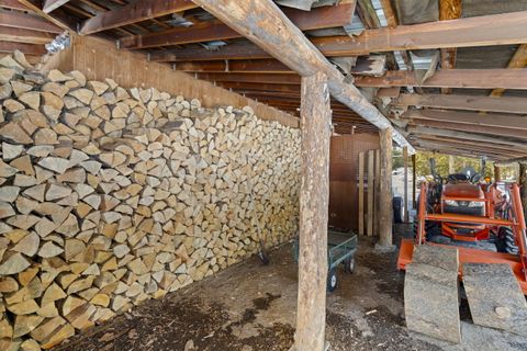 Tiny photo for 140643 Kamloop Lane, Gilchrist, OR 97737 (MLS # 220213363)