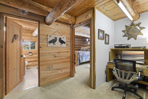 Tiny photo for 140643 Kamloop Lane, Gilchrist, OR 97737 (MLS # 220213363)