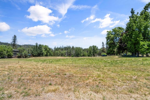 Tiny photo for 29560 Oregon 62, Trail, OR 97541 (MLS # 220226312)