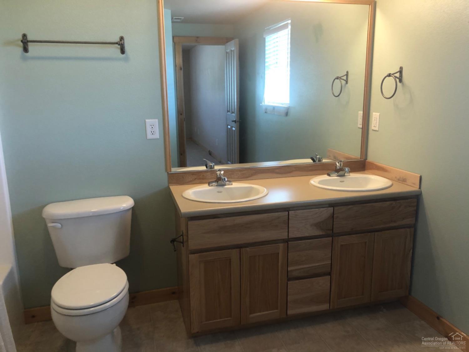 Huntington Meadows - Residential