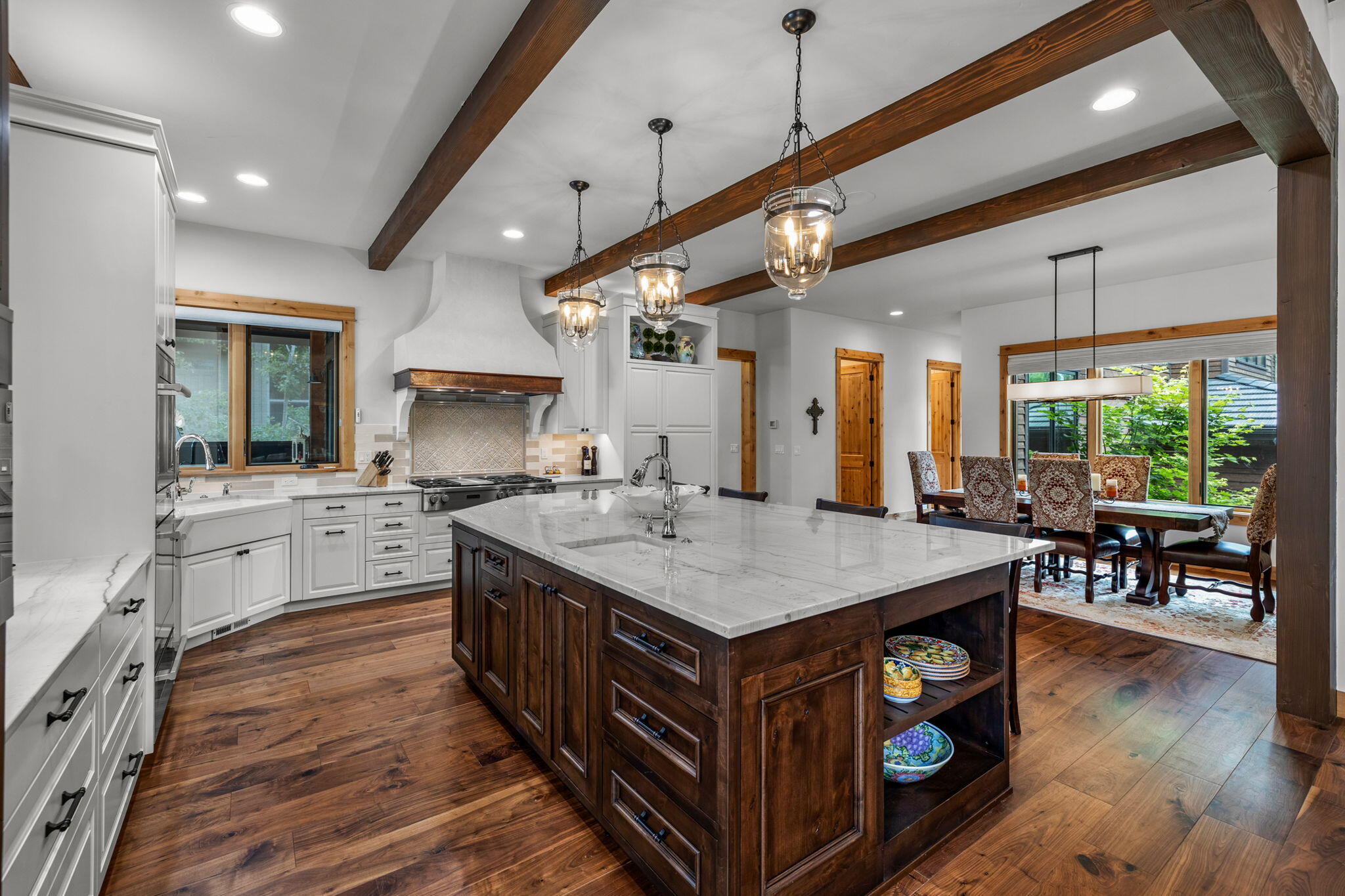 Broken Top - Residential