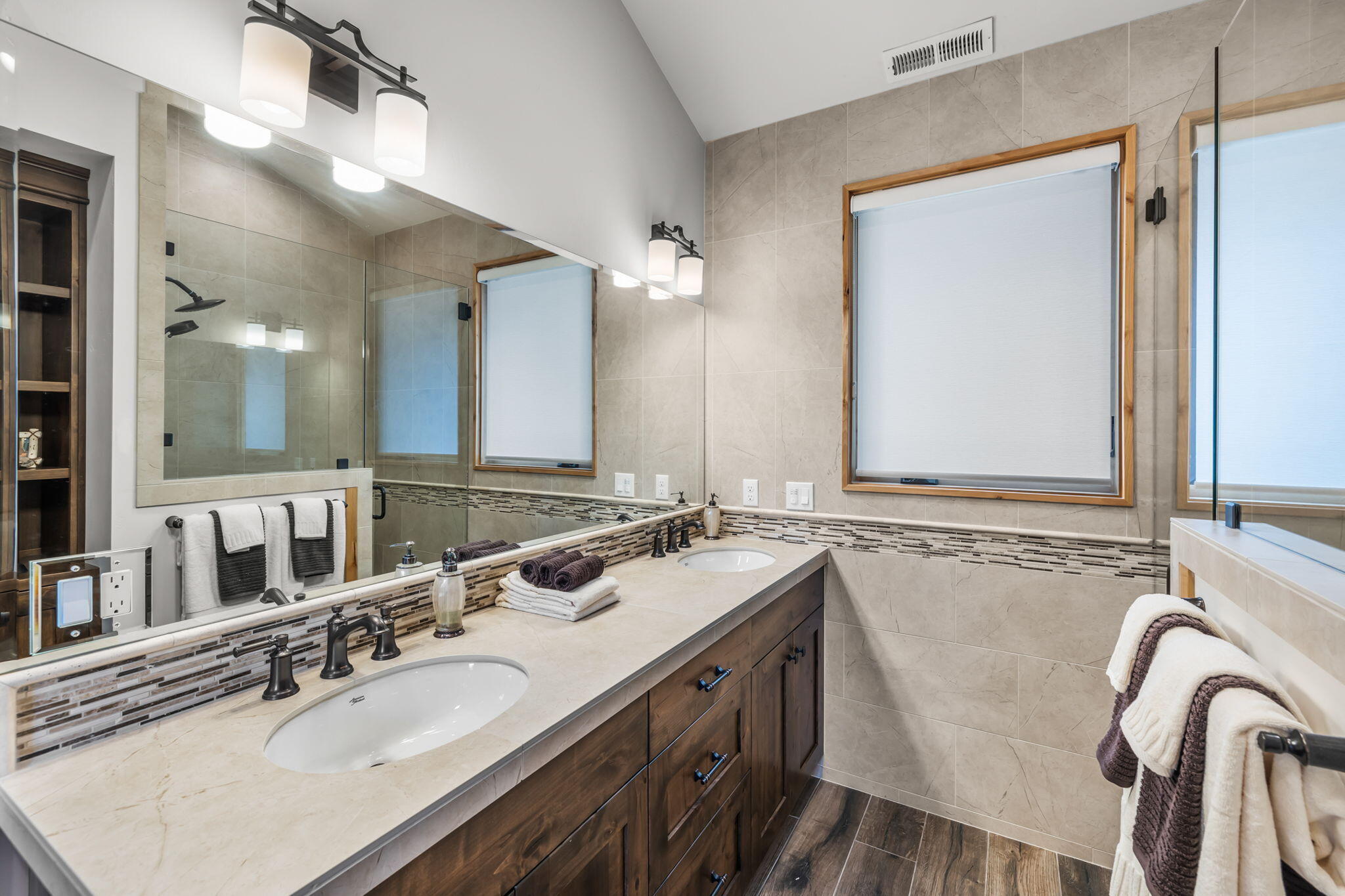 Broken Top - Residential