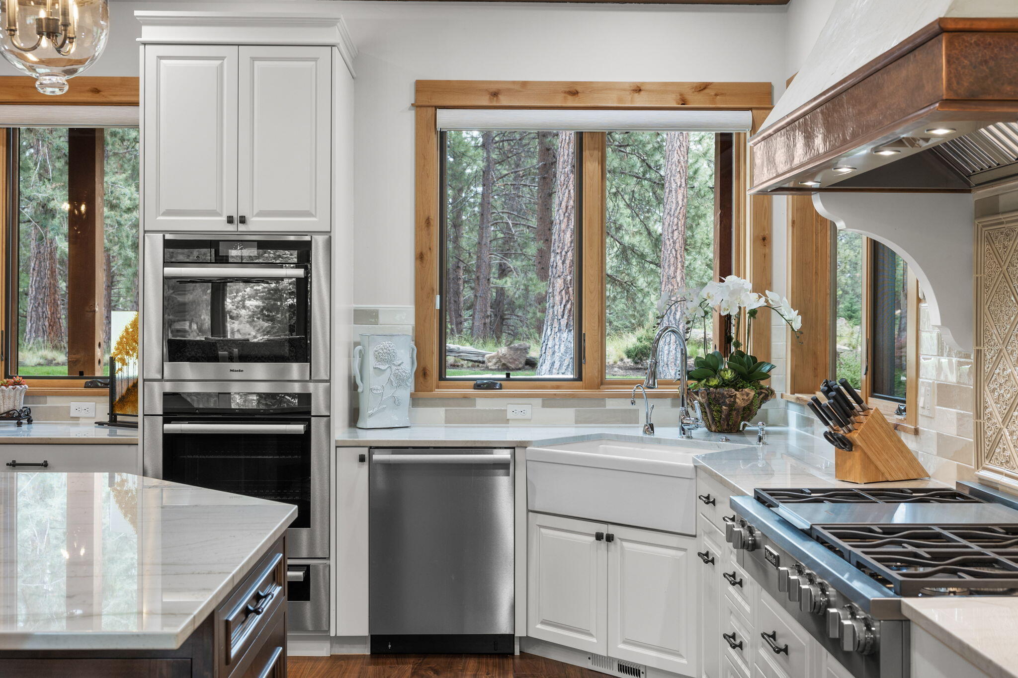 Broken Top - Residential