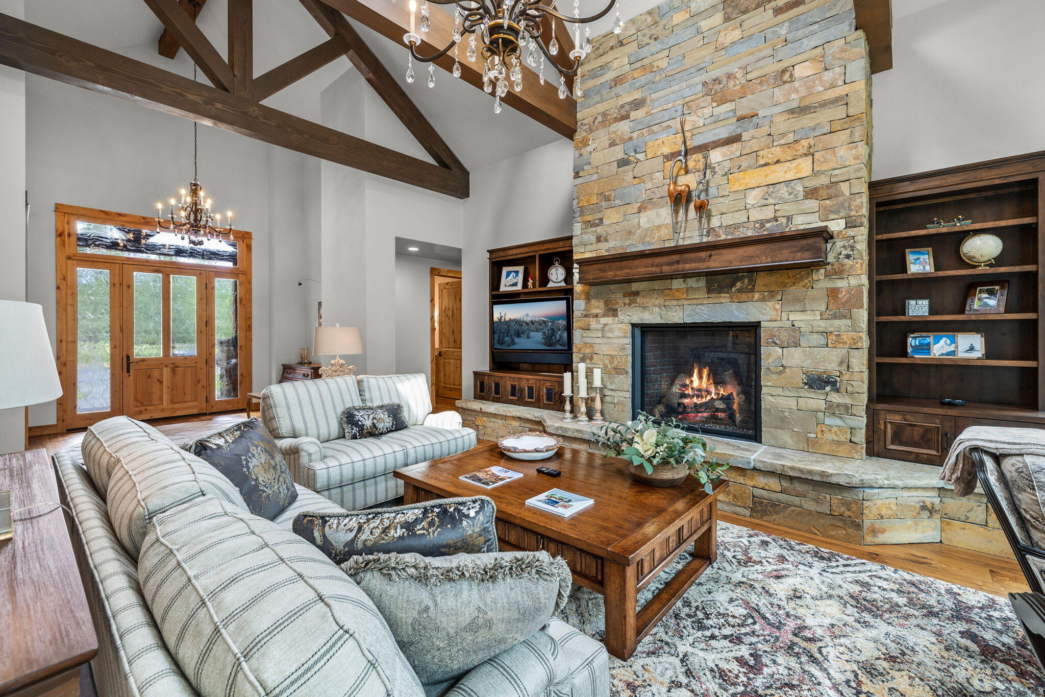 Broken Top - Residential