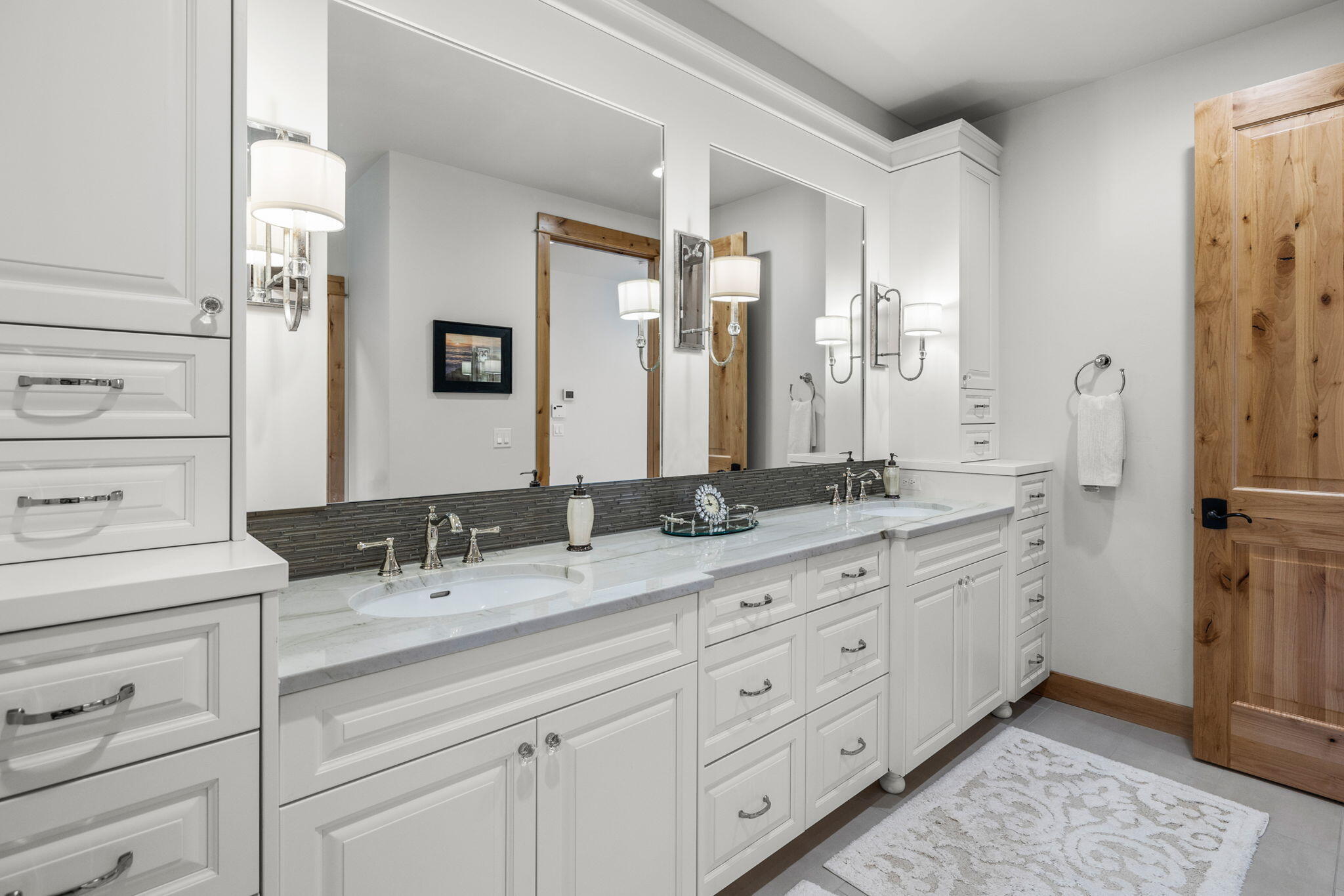 Broken Top - Residential