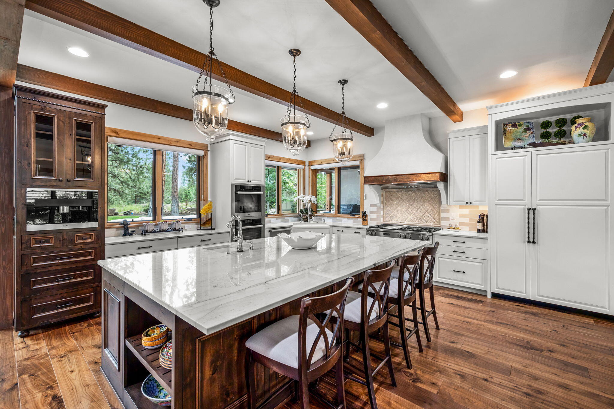 Broken Top - Residential