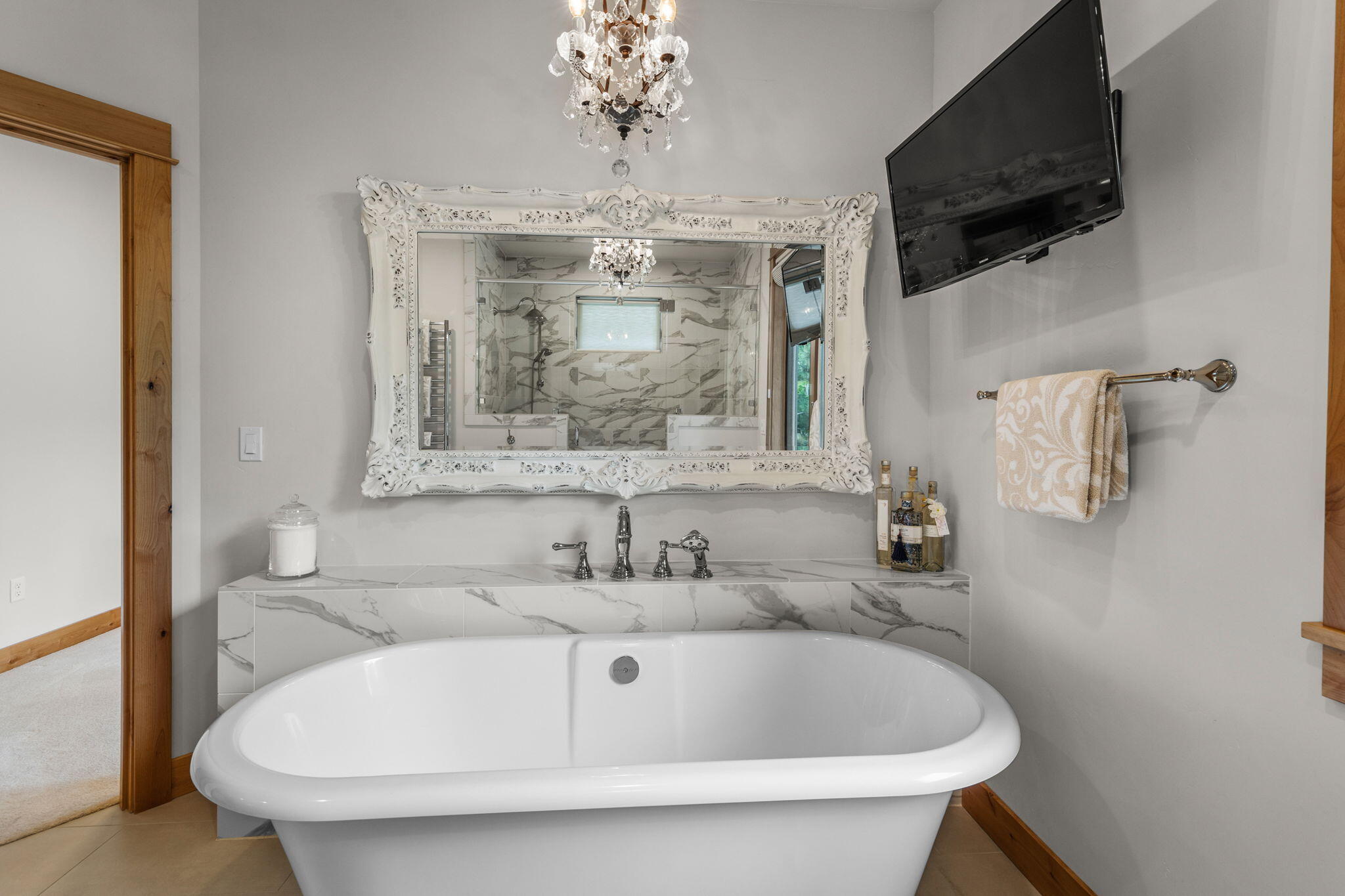 Broken Top - Residential