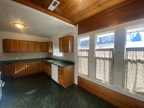 Tiny photo for 332 N Madison Street, Merrill, OR 97633 (MLS # 220213763)