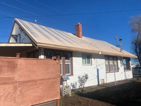 Tiny photo for 332 N Madison Street, Merrill, OR 97633 (MLS # 220213763)