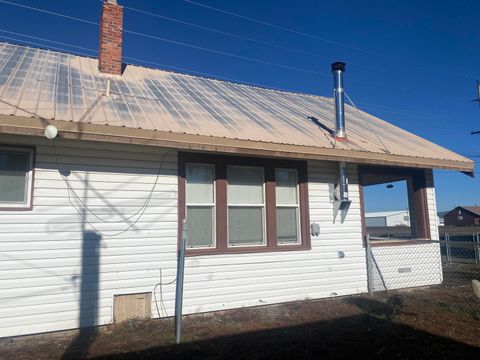 Tiny photo for 332 N Madison Street, Merrill, OR 97633 (MLS # 220213763)