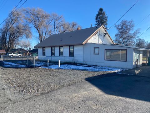 Tiny photo for 332 N Madison Street, Merrill, OR 97633 (MLS # 220213763)