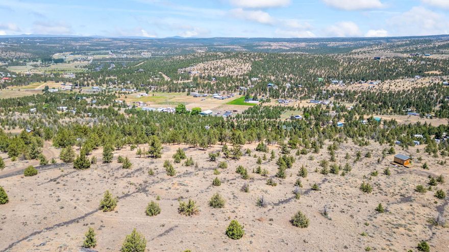 Incredible mountain views from this private, buildable 1.63 acre parcel just outside of Prineville, Oregon. Relatively flat homesite with unobstructed Cascade Mountain
views, as well as views of the surrounding hillsides. Gaze at the stars at night and watch the storms roll in. No utilities yet, but in an area with good wells and power close
by. Build your dream retreat, a 2nd home, or use as recreational property. Access to thousands of acres of BLM land and close to the Prineville reservoir for fishing,
boating, swimming, and camping. About 15 minutes from grocery stores, hospitals, and schools. Come check out why Central Oregon is such a beautiful destination spot.