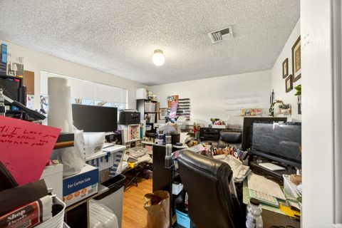 Tiny photo for 1553 Crater Lake Avenue, Medford, OR 97504 (MLS # 220214394)