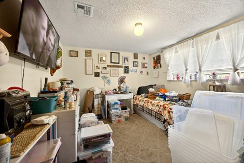 Tiny photo for 1553 Crater Lake Avenue, Medford, OR 97504 (MLS # 220214394)