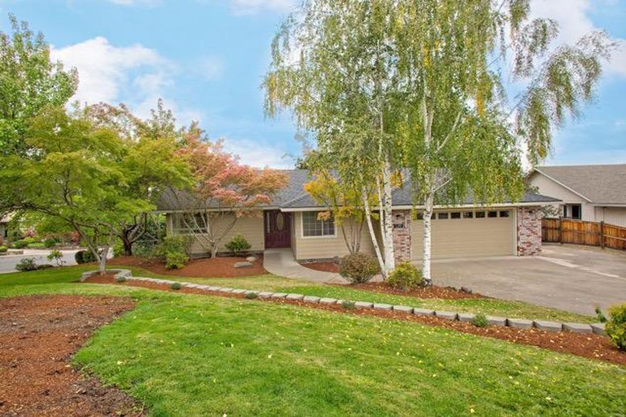 Nestled in the hills of East Medford on a quite private cul-de-sac, this property is a great find and an exceptional value. Great location and close to the Rogue Valley Country Club, quick drive to hospitals and located in a great school district this house has it all. This home boasts an open floor plan with two large bedrooms on the main floor, including the master suite with a large walk in closet. Also on the main floor is a large custom kitchen with new granite countertops, and stainless steel appliances. Heading downstairs you will find a large multi-purpose great room with all new paint and recessed lighting. Also downstairs is another extra large bedroom with walk-in closet and attached bathroom. This setup allows for an ideal mother in law suite. Do not hesitate and come take a look today. One of the owners is a licensed real estate agent in the state of Oregon.