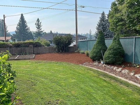 Tiny photo for 3400 Neamar Drive, Grants Pass, OR 97527 (MLS # 220213834)