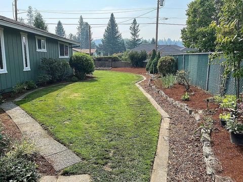 Tiny photo for 3400 Neamar Drive, Grants Pass, OR 97527 (MLS # 220213834)