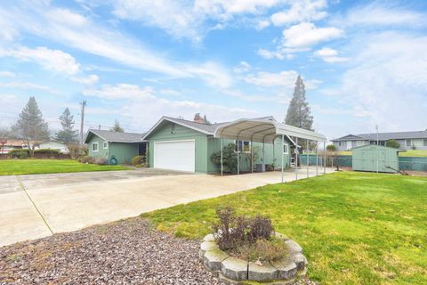 Tiny photo for 3400 Neamar Drive, Grants Pass, OR 97527 (MLS # 220213834)