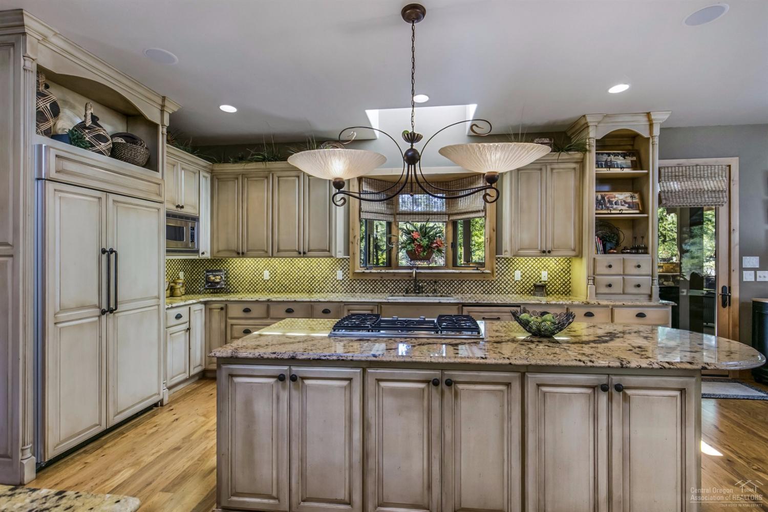 Skyliner Summit - Residential