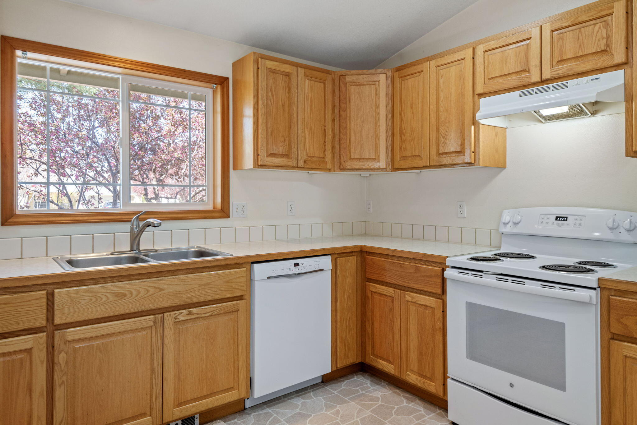 Rock Ridge - Residential