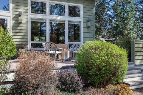 Tiny photo for 16923 Royal Coachman Drive, Sisters, OR 97759 (MLS # 220219628)