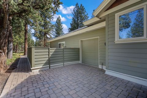 Tiny photo for 16923 Royal Coachman Drive, Sisters, OR 97759 (MLS # 220219628)