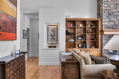 Tiny photo for 16923 Royal Coachman Drive, Sisters, OR 97759 (MLS # 220219628)