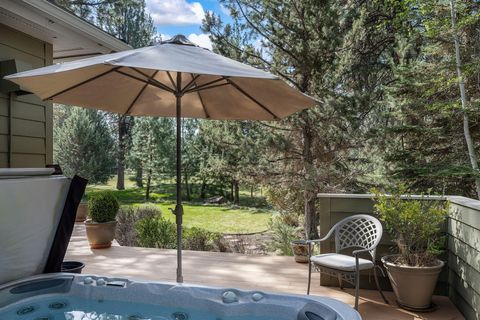 Tiny photo for 16923 Royal Coachman Drive, Sisters, OR 97759 (MLS # 220219628)