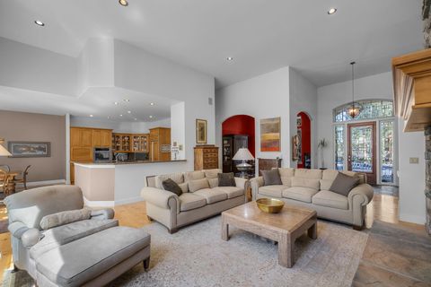 Tiny photo for 16923 Royal Coachman Drive, Sisters, OR 97759 (MLS # 220219628)